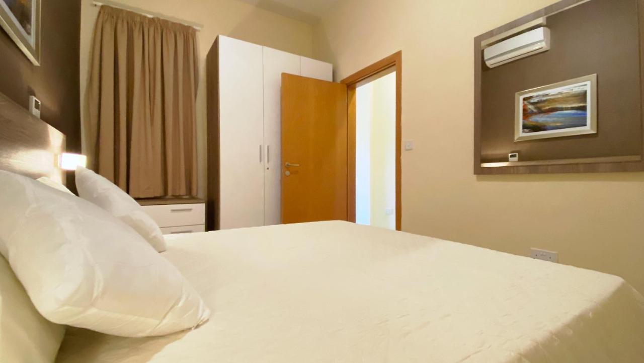 Vista Point - Cast Renting * Msida